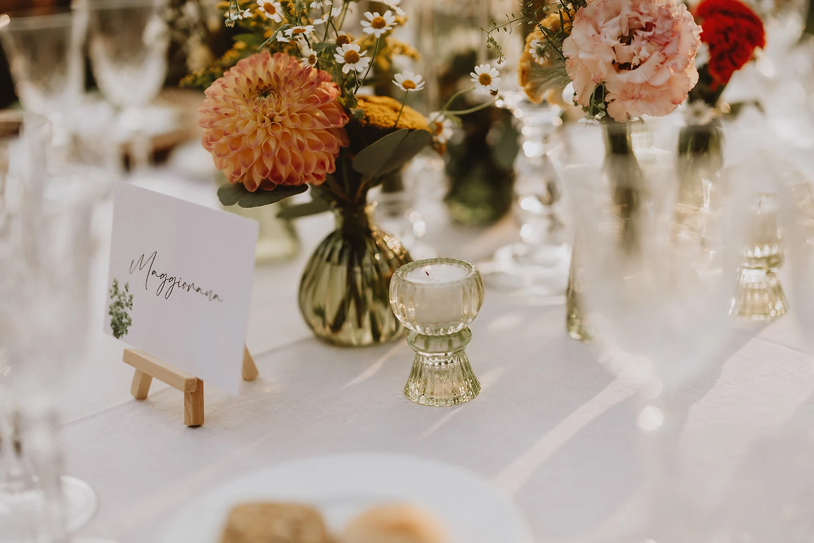 Stationery coordinata con palette personalizzata per il matrimonio di Raffaella e Alessio
