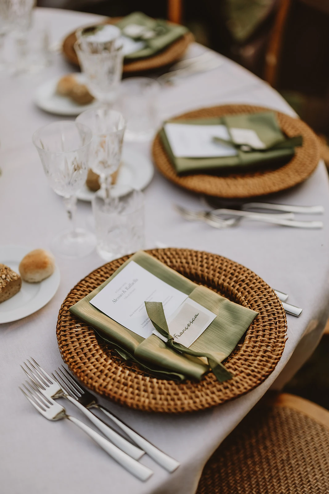 Segnaposto ricamati personalizzati per il matrimonio di Alessio e Raffaella