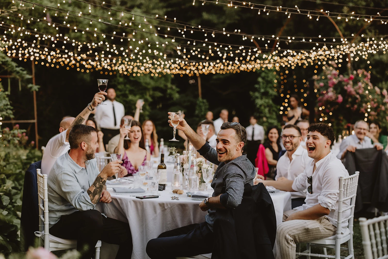 Brrindisi agli sposi durante la cena di matrimonio, coordinamento euphoria events 