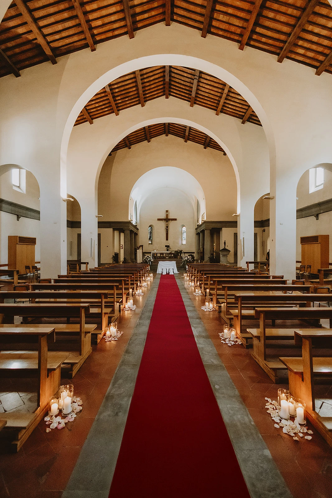 Chiesa della cerimonia in toscana coordinata dalla wedding helper 