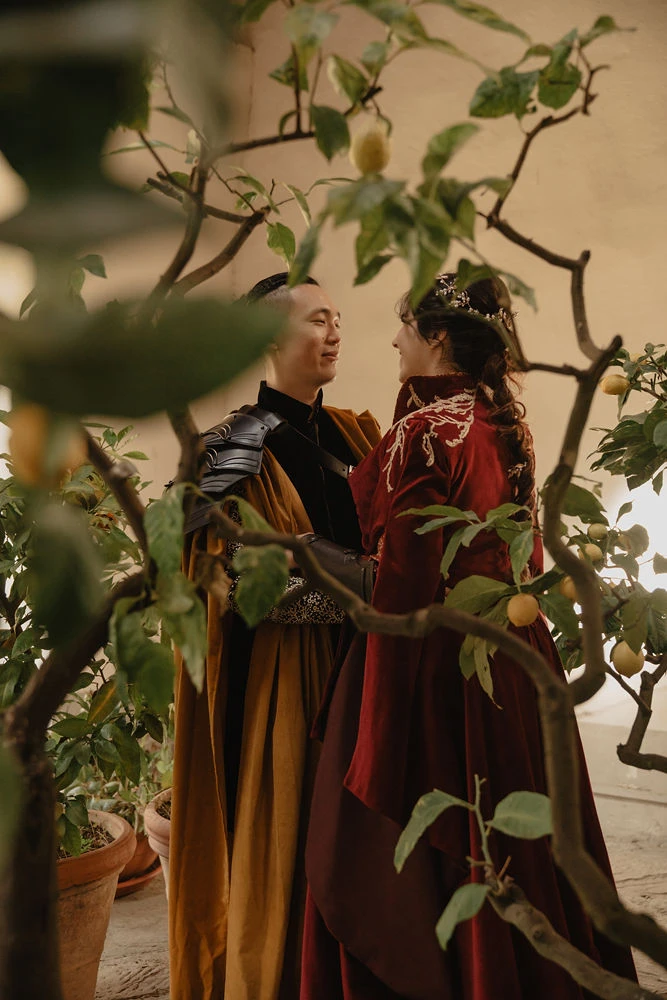 Ritratto degli sposi durante il servizio fotografico di coppia